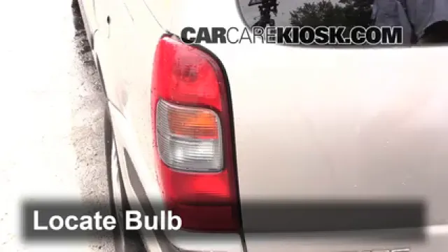 2004 Chevrolet Venture LS 3.4L V6 Éclairage Feu stop (remplacer ampoule)